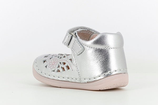 Pablosky Kids Silver Leather First Steps Girls Sandal - 090650