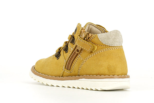 Pablosky Kids Yellow Leather Boys Boot - 064644