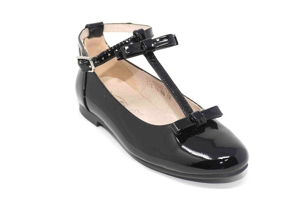 Venettini Girls 55-Cindy Black Patent T-Strap Leather Shoe