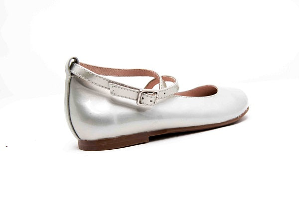 Venettini Girls 55-Hana Grey Patent T-Strap Flat Shoe