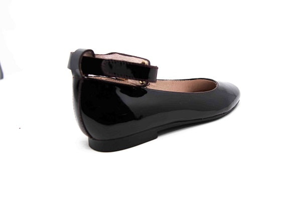 Venettini Girls 55-Audrey Bordo Patent Leather Flat Shoe