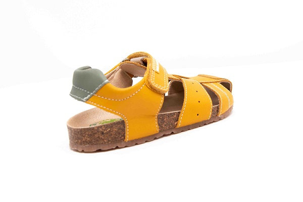 Pablosky Kids Yellow Leather Boys Sandal - 082182