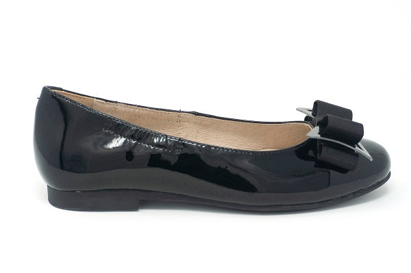 Venettini Girls 55-Darcy Black Patent Flat Shoe