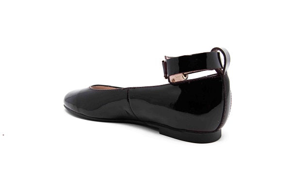 Venettini Girls 55-Audrey Bordo Patent Leather Flat Shoe