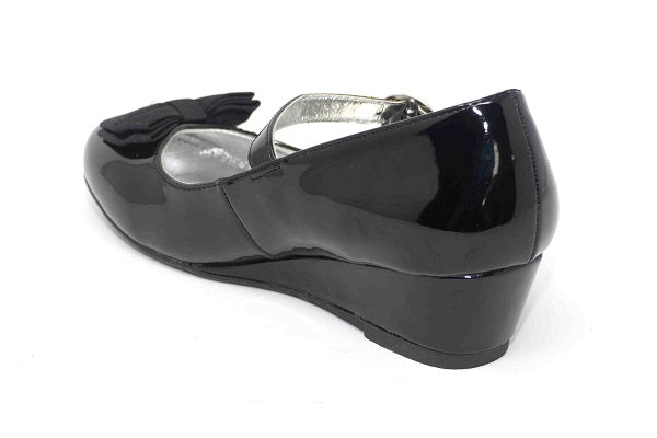 Report Girls Inara Black Patent Mary Jane Shoe