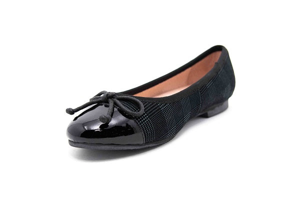 Venettini Girls 44-Libby Black Patent Leather Girls Flat Shoe