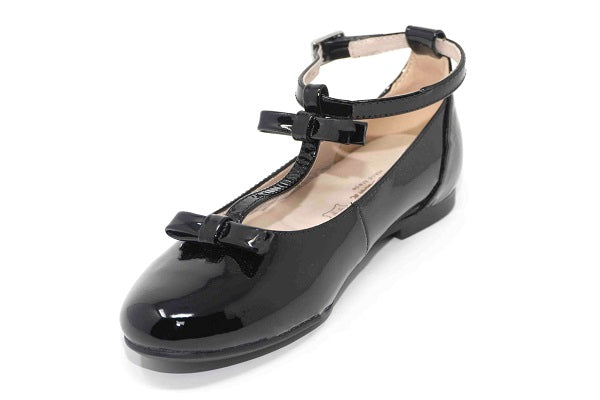 Venettini Girls 55-Cindy Black Patent T-Strap Leather Shoe