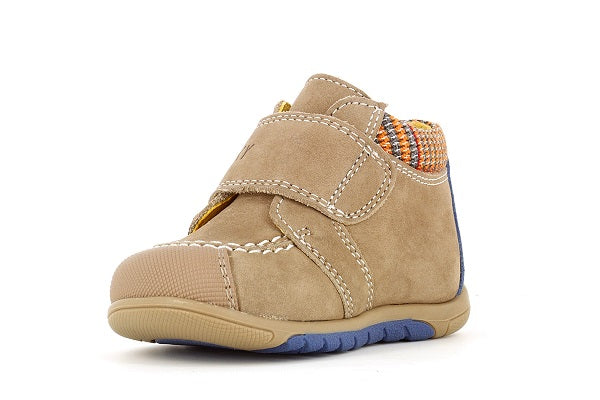 Pablosky Kids Natural Leather Boys Boot - 084535