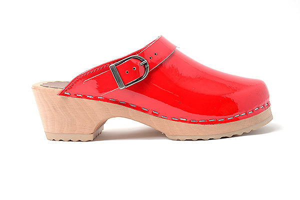 Hanna Andersson Classic Red Swedish Girls Clogs