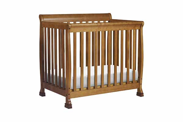 DaVinci Kalani 2-in-1 Mini Crib and Twin Bed in Chestnut