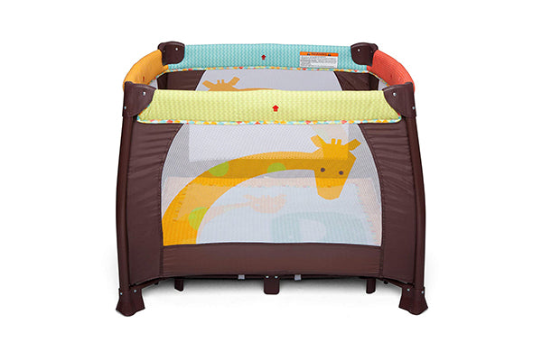 Delta Children 3FT x 3FT Playard, Novel Ideas