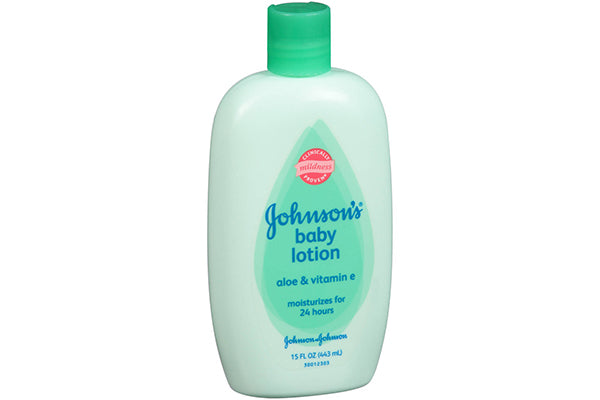 Johnson’s Aloe Vera & Vitamin E Baby Lotion 15 Fl. Oz. (443ml)